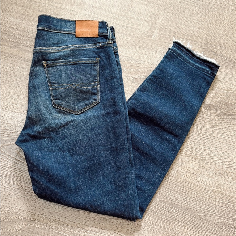 •LUCKY BRAND• BROOKE CAPRI JEANS